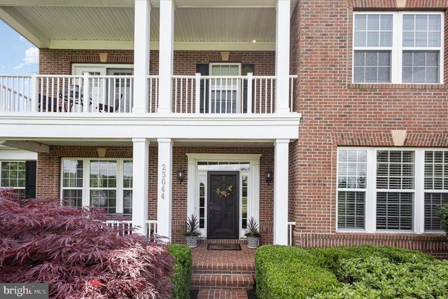 23044 CREIGHTON FARMS DR, Leesburg, VA 20175