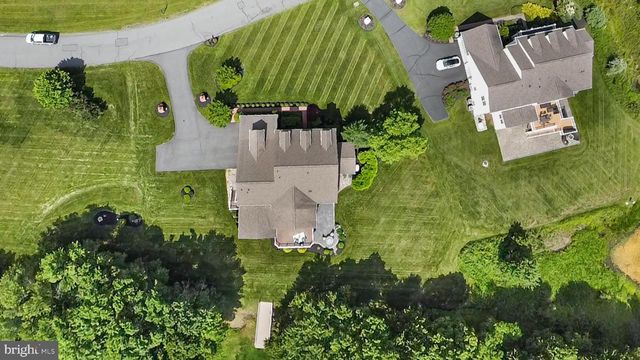 23044 CREIGHTON FARMS DR, Leesburg, VA 20175