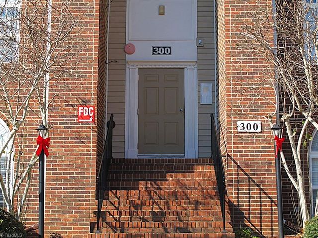 331 Mill Pond Drive, Winston-salem, NC 27106