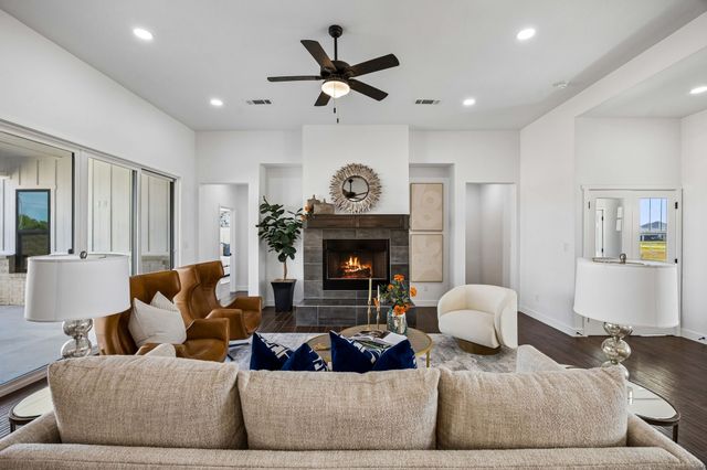 1224 Durham Lane, Cleburne, TX 76033