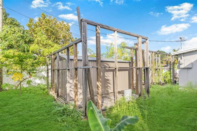 4291 NW 10th Terrace, Fort Lauderdale, FL 33309