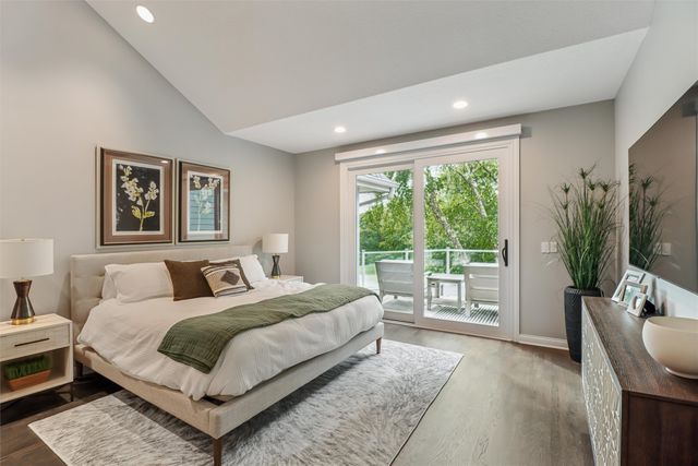 5754 Gallery Court, West Des Moines, IA 50266