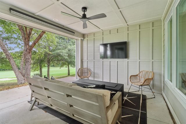 5754 Gallery Court, West Des Moines, IA 50266