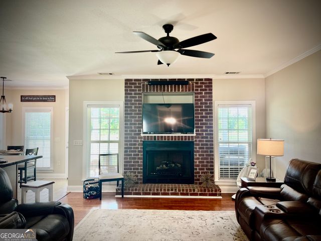 511 Live Oak Way, Dublin, GA 31021