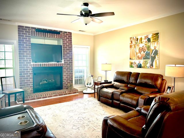 511 Live Oak Way, Dublin, GA 31021