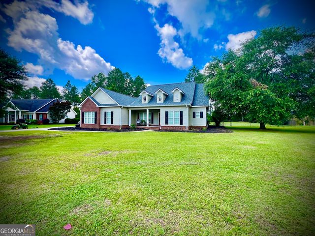 511 Live Oak Way, Dublin, GA 31021