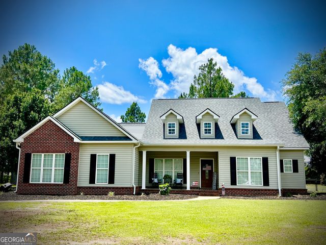511 Live Oak Way, Dublin, GA 31021