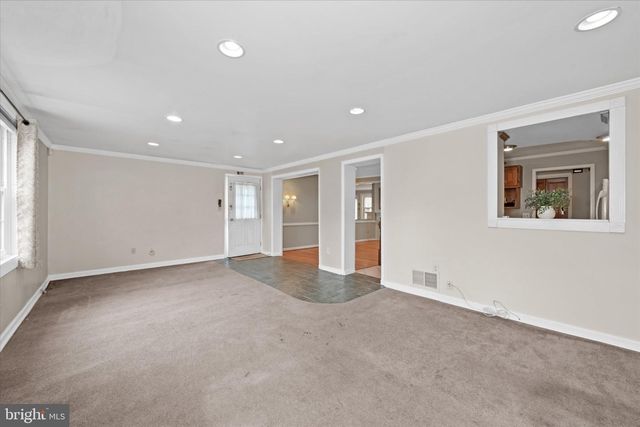 2614 EXETER RD, Wilmington, DE 19810