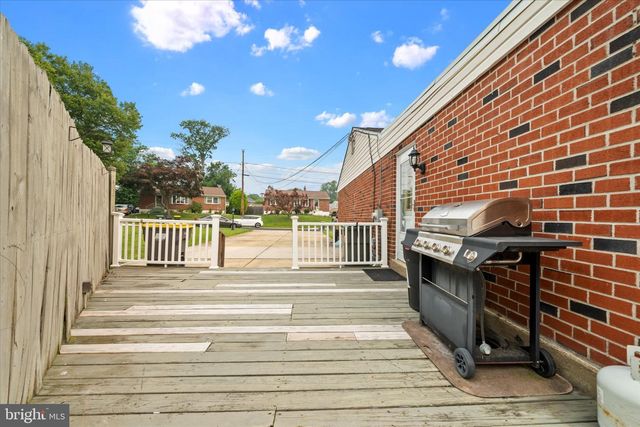 2614 EXETER RD, Wilmington, DE 19810
