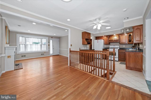 2614 EXETER RD, Wilmington, DE 19810
