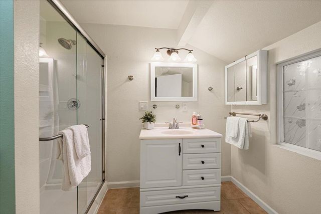 764 Alta Powerhouse Rd, Alta, CA 95701