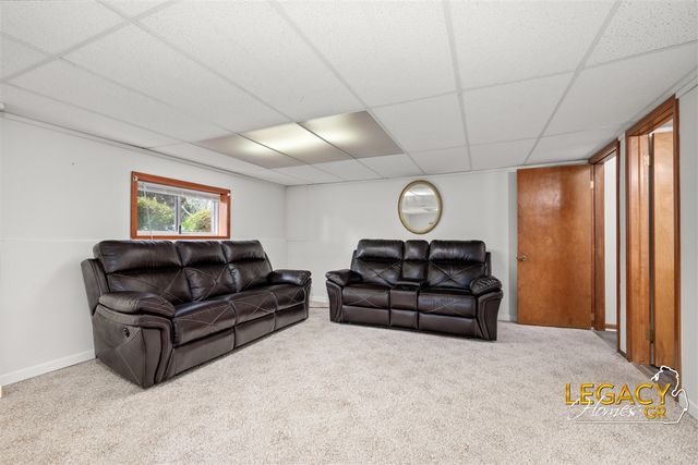 705 60th Street 349, Grand Rapids, MI 49548