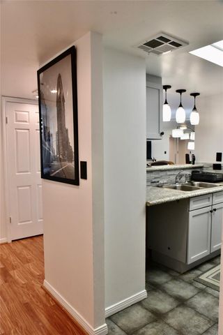 3525 Sage Road 701, Houston, TX 77056