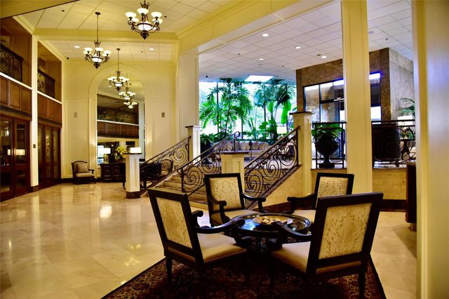 3525 Sage Road 701, Houston, TX 77056