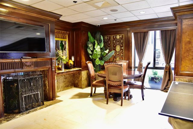 3525 Sage Road 701, Houston, TX 77056