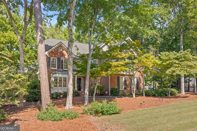 6256 Woodlore Drive NW, Acworth, GA 30101