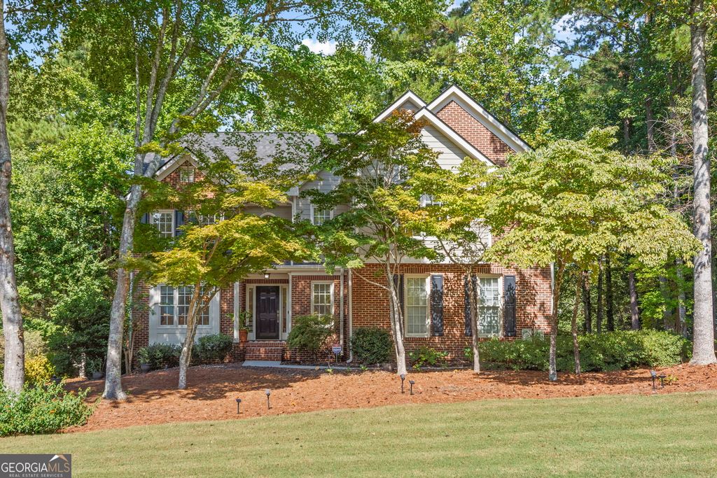 6256 Woodlore Drive NW, Acworth, GA 30101