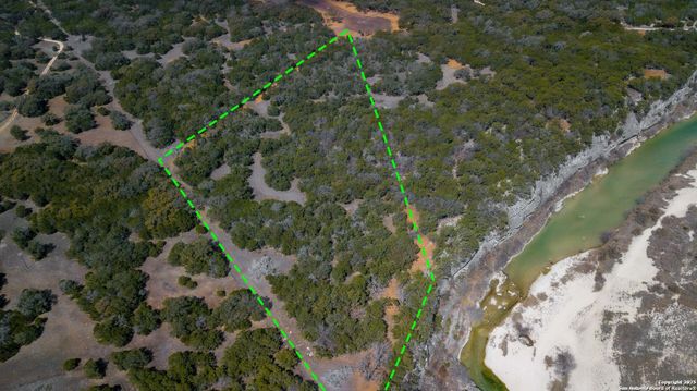 1246 Clearwater Canyon, Bandera, TX 78003