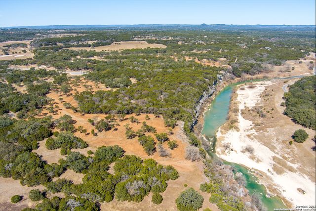 1246 Clearwater Canyon, Bandera, TX 78003