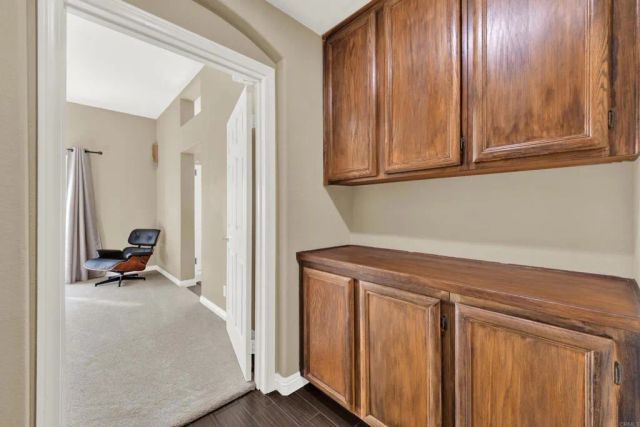 2223 Rock View Glen, Escondido, CA 92026