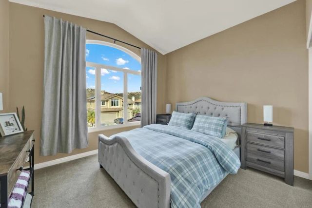 2223 Rock View Glen, Escondido, CA 92026