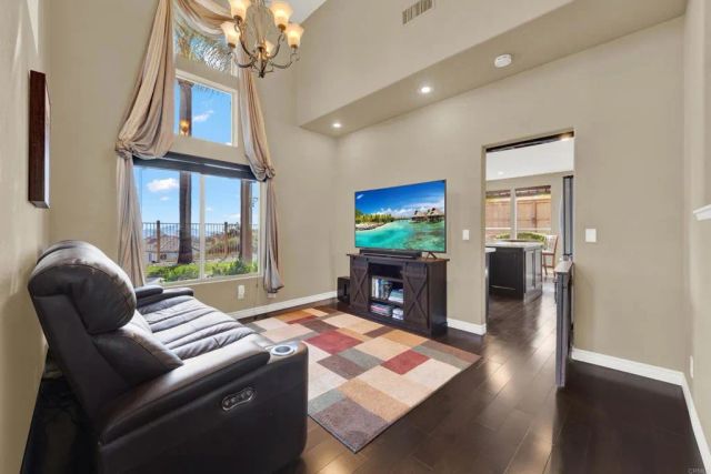 2223 Rock View Glen, Escondido, CA 92026