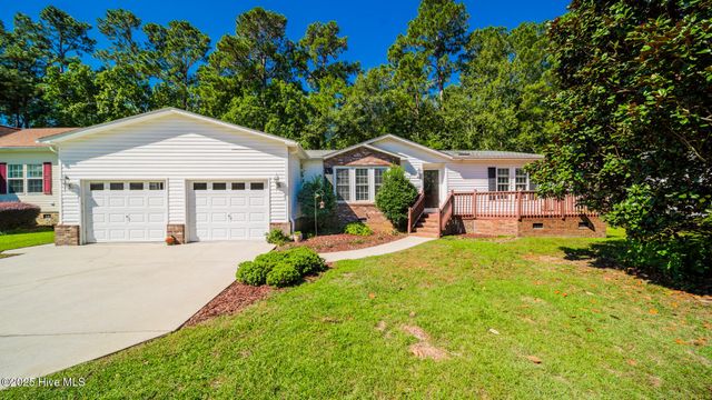 978 Palmer Drive, Carolina Shores, NC 28467