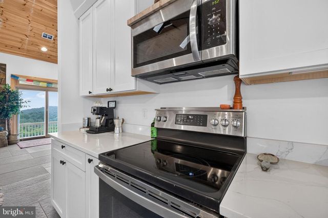 3827 PINE GROVE RD, Stanley, VA 22851