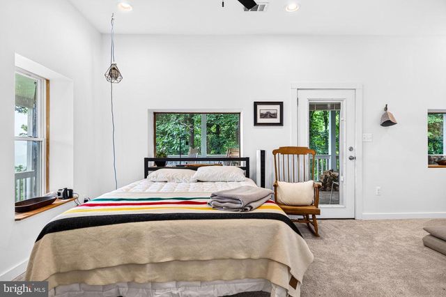 3827 PINE GROVE RD, Stanley, VA 22851