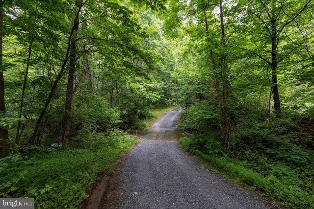 3827 PINE GROVE RD, Stanley, VA 22851