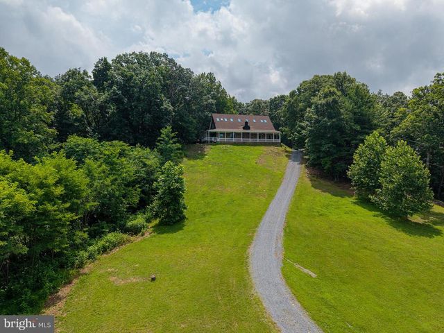 3827 PINE GROVE RD, Stanley, VA 22851
