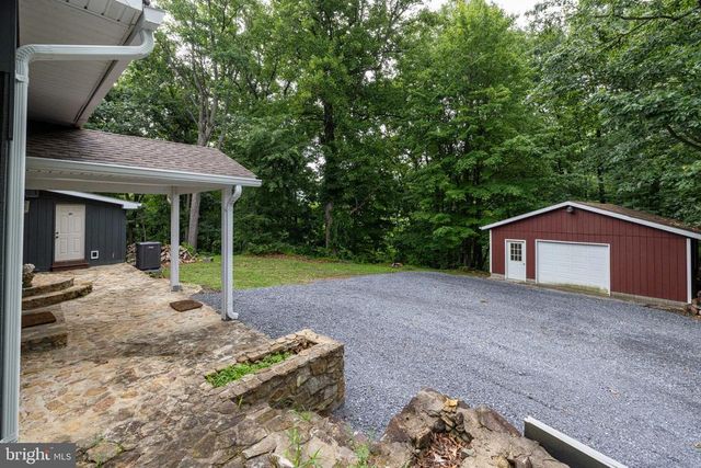 3827 PINE GROVE RD, Stanley, VA 22851