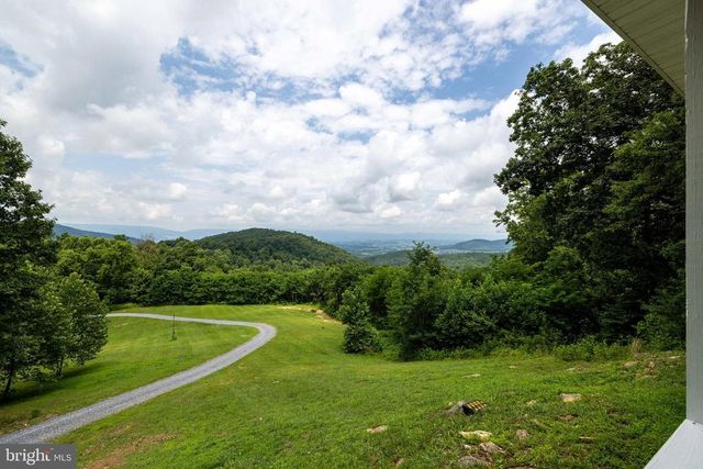 3827 PINE GROVE RD, Stanley, VA 22851