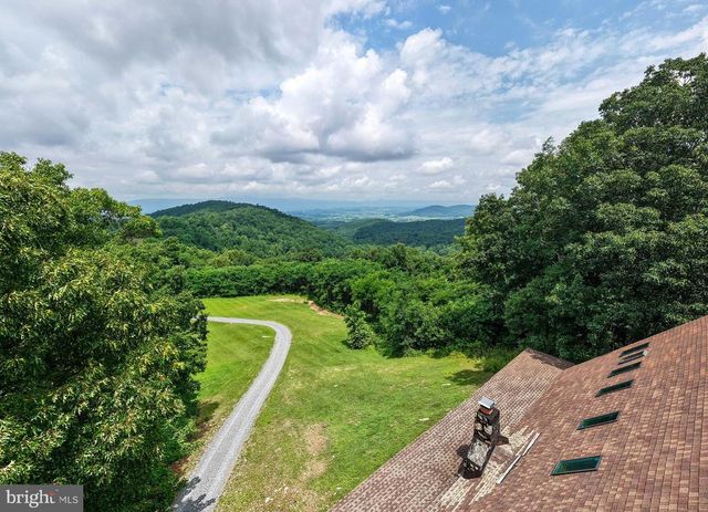 3827 PINE GROVE RD, Stanley, VA 22851