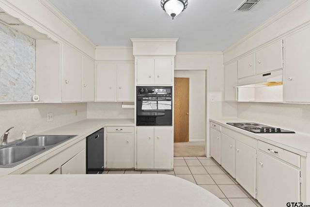 477 County Road 2425, Mineola, TX 75773