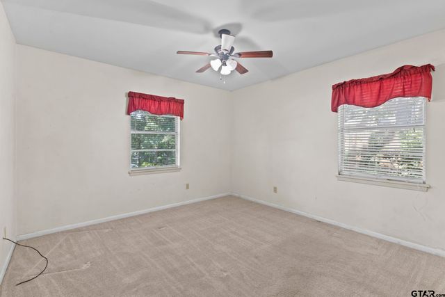 477 County Road 2425, Mineola, TX 75773