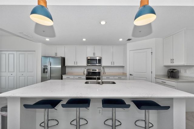 12520 GALAPAGOS COURT 105, Venice, FL 34293