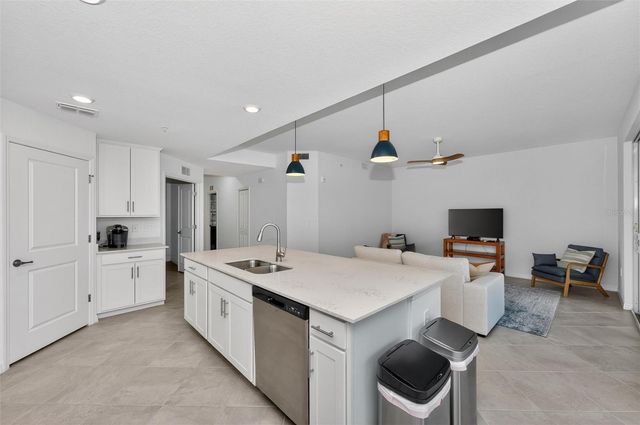 12520 GALAPAGOS COURT 105, Venice, FL 34293