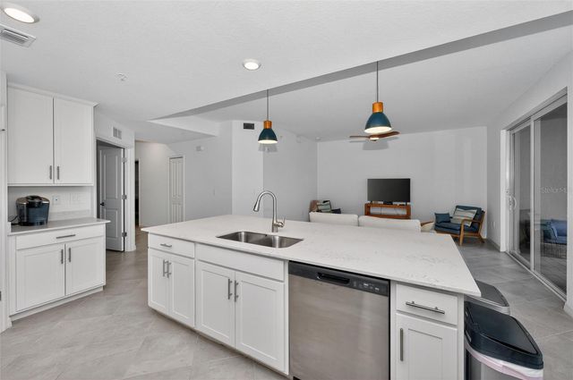 12520 GALAPAGOS COURT 105, Venice, FL 34293