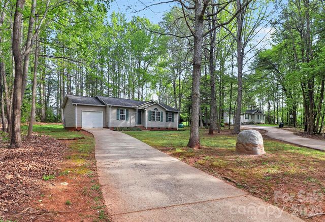 174 Overcreek Road, Mooresville, NC 28117