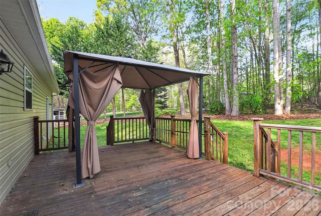 174 Overcreek Road, Mooresville, NC 28117