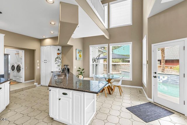 2991 Lexington Drive, Medford, OR 97504