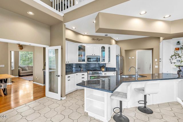 2991 Lexington Drive, Medford, OR 97504