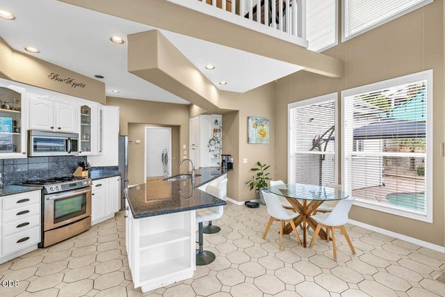 2991 Lexington Drive, Medford, OR 97504
