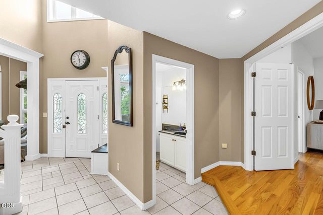 2991 Lexington Drive, Medford, OR 97504