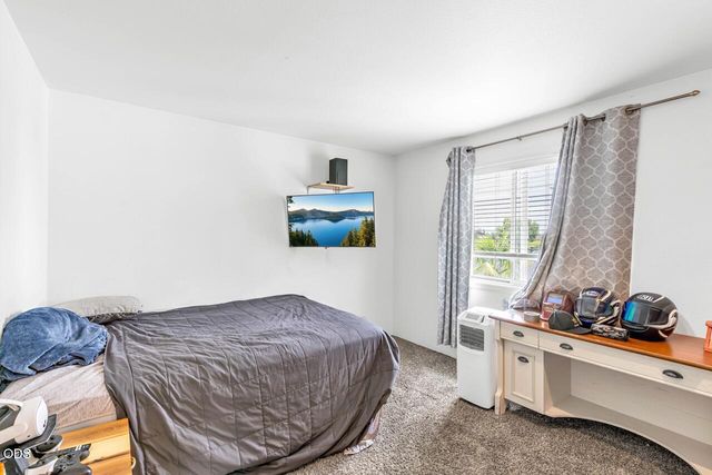 2991 Lexington Drive, Medford, OR 97504