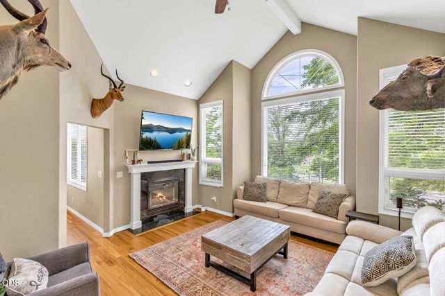 2991 Lexington Drive, Medford, OR 97504