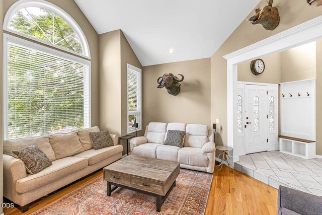 2991 Lexington Drive, Medford, OR 97504