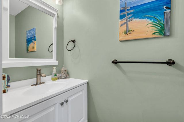 40 Kingston Run, North Brunswick, NJ 08902