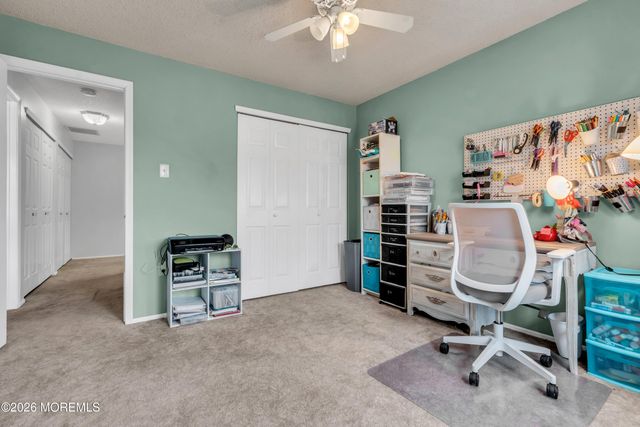 40 Kingston Run, North Brunswick, NJ 08902